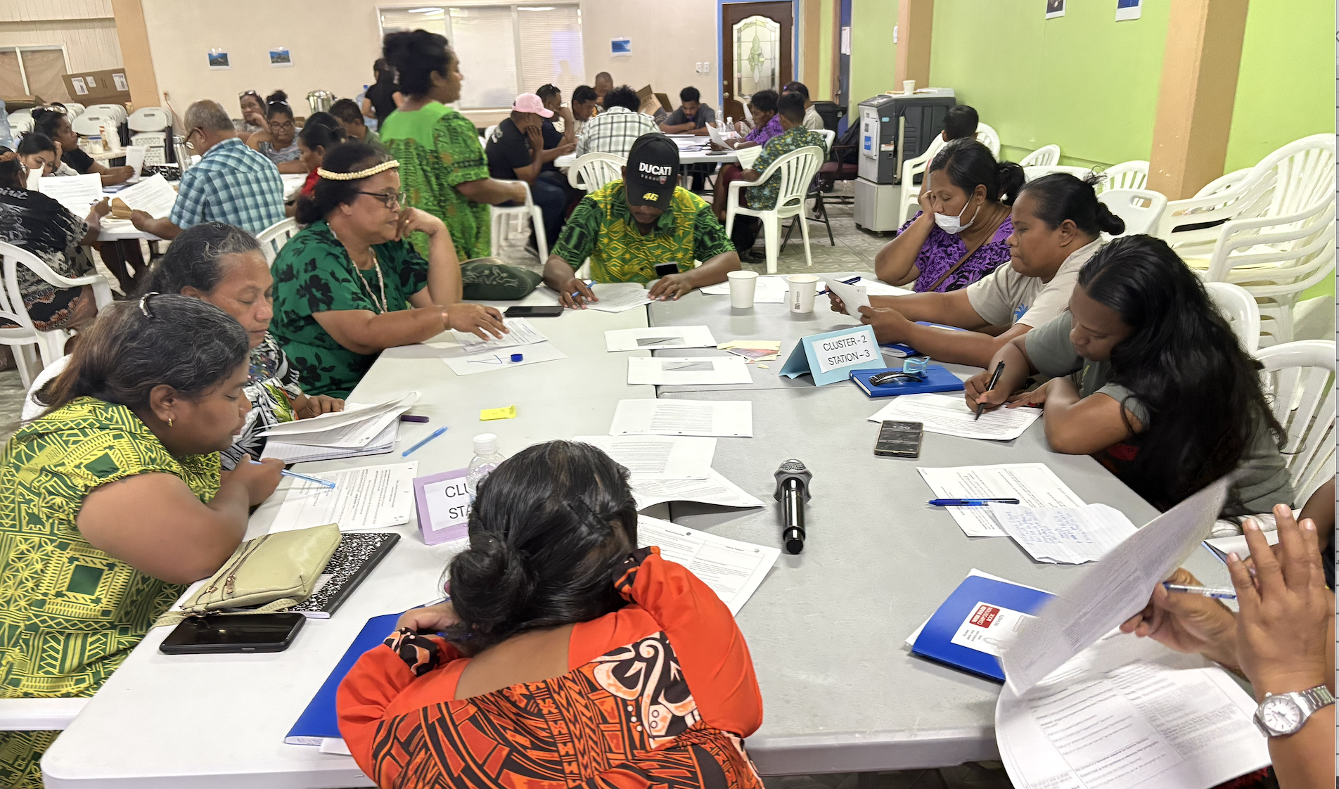 Teachers dig into multi-classroom lessons in American Samoa