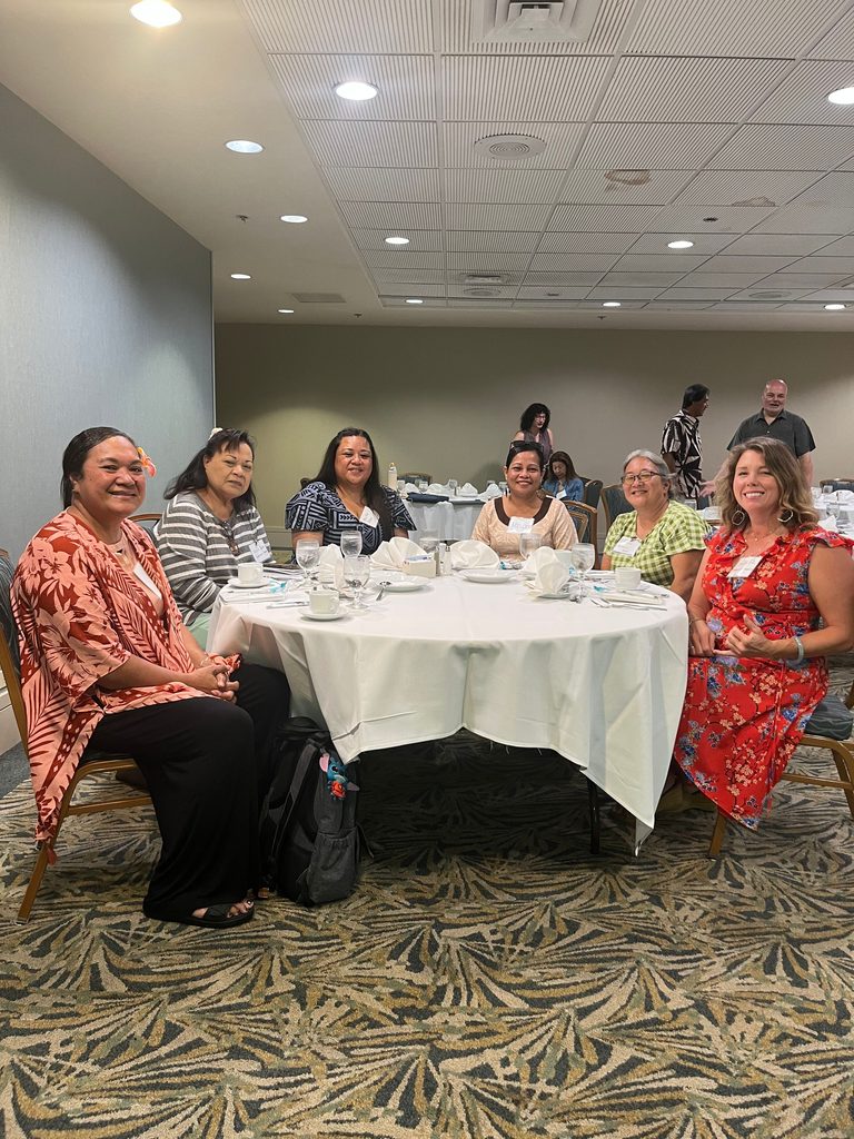 Individuals sit for lunch during the ELL Convening. 